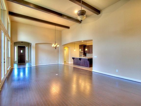 3rd image of 63 Silent Circle Dr