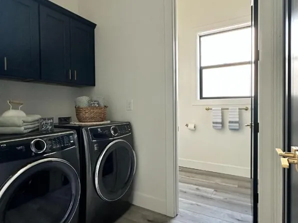 309 Roseburg Ave, Modesto, CA