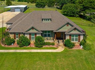 100 Indigo Trl, Gilmer, TX 75645