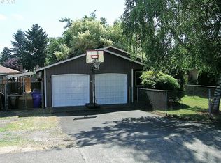 1221 Linn Ave, Oregon City, OR 97045