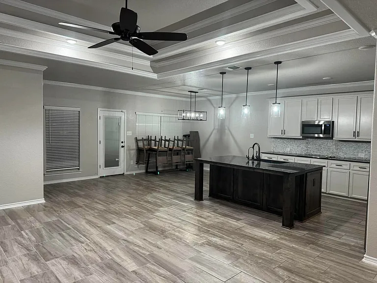 7715 Silicon Dr — Photo 18