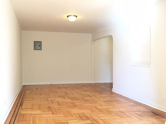 4th image of 3111 Broadway APT 2K