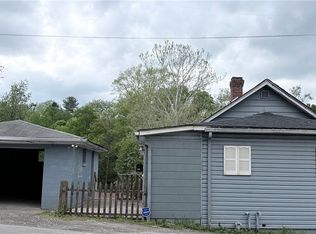320 Beallsville Rd, Bentleyville, PA 15314