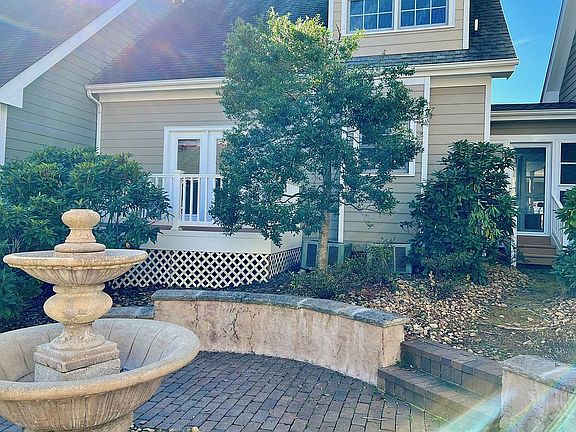 5th image of 4 Charleston Ct