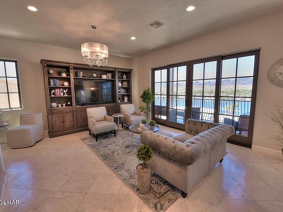 5th image of 8550 Riverview Dr #1