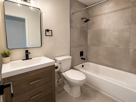 4th image of 8057 Cornerstone Way