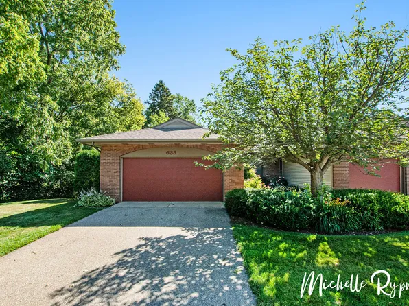 633 Spring Lane Dr, Holland, MI 49423