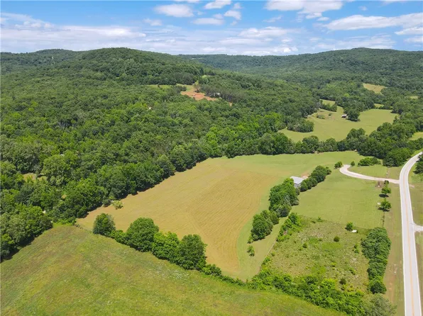 21 Highway, Kingston, AR 72742
