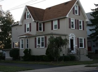 522 Bridgeboro St APT 1, Riverside, NJ 08075