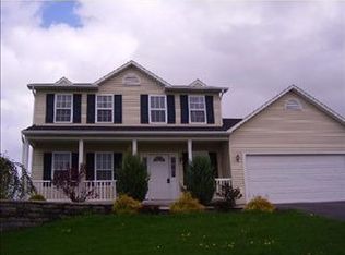 313 Middle Dr, Canastota, NY 13032