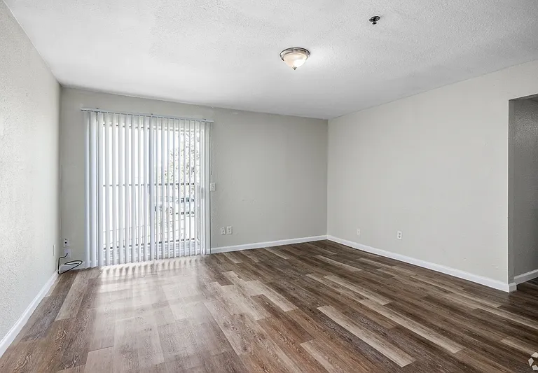 451 Tinker Diagonal St #205 — Photo 4