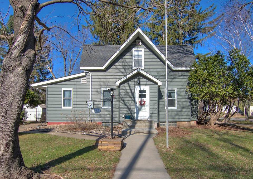 925 9th St, Hudson, WI 54016 Zillow