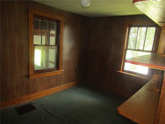5th image of 1861 N Center Ave