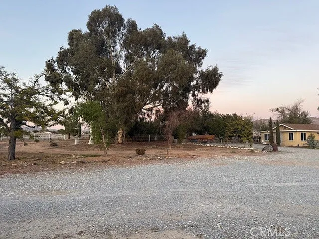 16100 Navajo Rd — Photo 17
