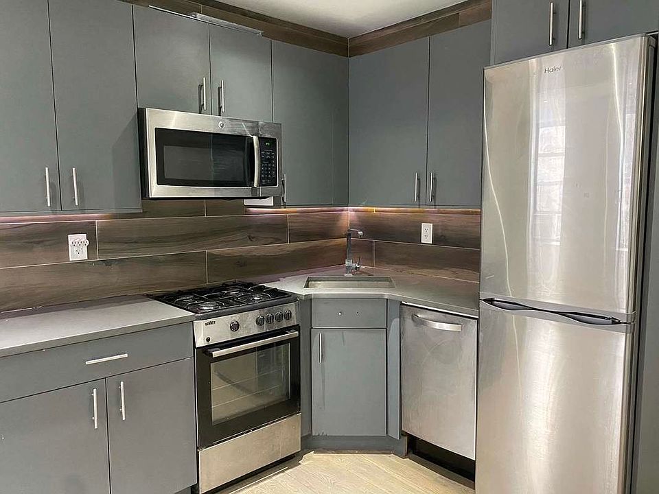 1st image of 311 E 109th St APT 3E