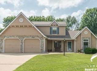 2917 Pebble Ln, Lawrence, KS 66047