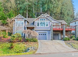 18 Lake Louise Dr, Bellingham, WA