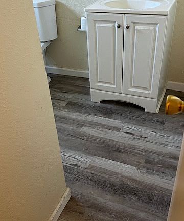 5th image of 730 Plumas Ave #1