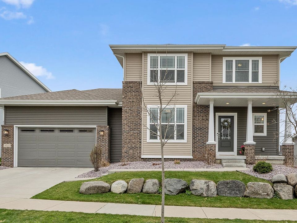 1st image of 9725 Tawny Acorn Dr
