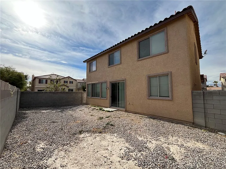 5420 Pipers Meadow Ct — Photo 14