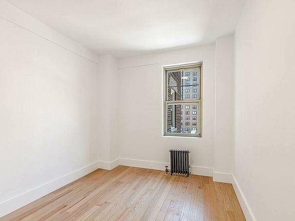 2nd image of 166 W 75th St #48