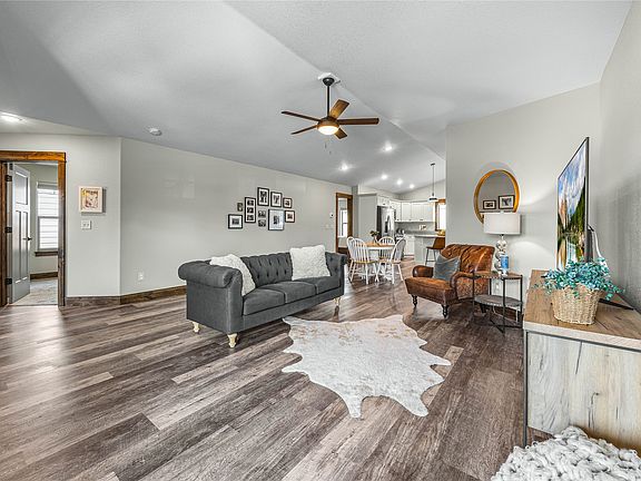 5th image of 5664 Lonesome Dove Ln