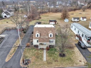 529 Englesville Rd, Boyertown, PA 19512