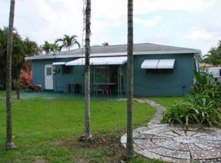 4190 W 5th Ct, Hialeah, FL 33012