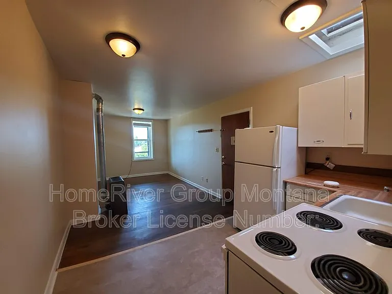 221 W Front St #3 — Photo 7