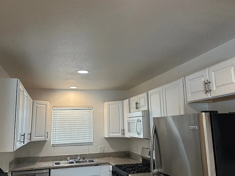 1620 Cordoba Ln #C — Photo 8