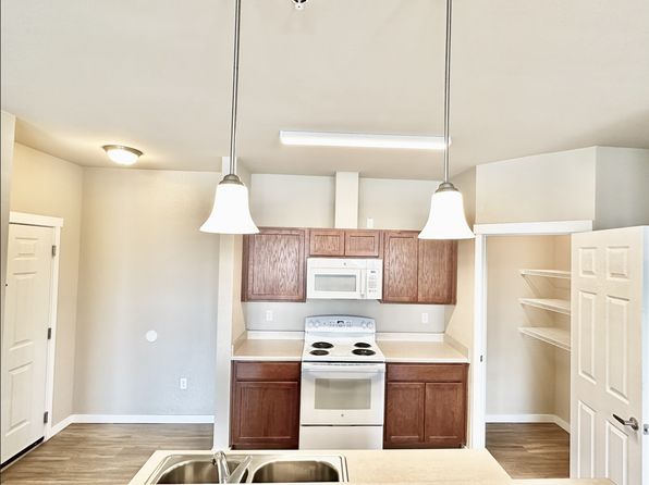 3105 S Assembly Rd #Townhouse 1by1