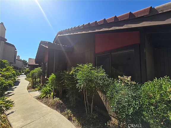 2nd image of 181 S Hollenbeck Ave