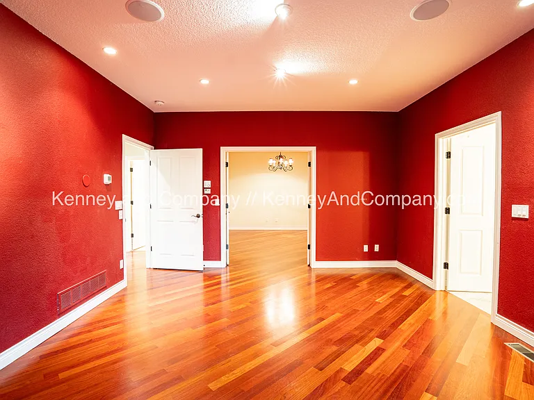 155 Indian Wells Ln — Photo 22