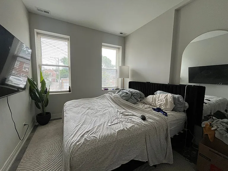 3132 S Lituanica Ave — Photo 11