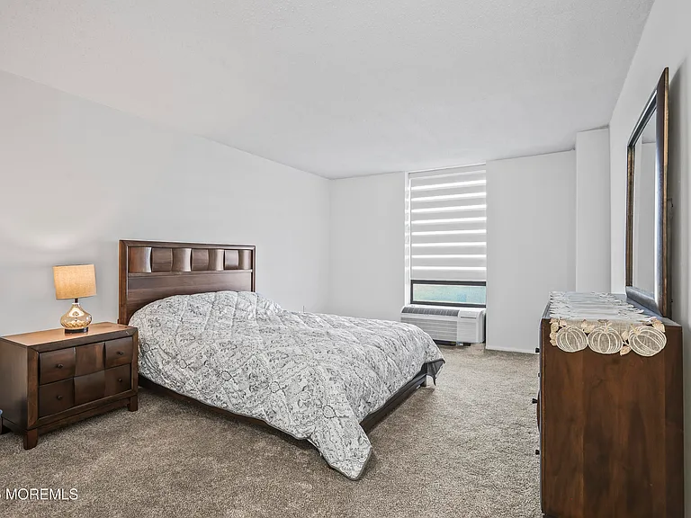 787 Ocean Ave #212 — Photo 10