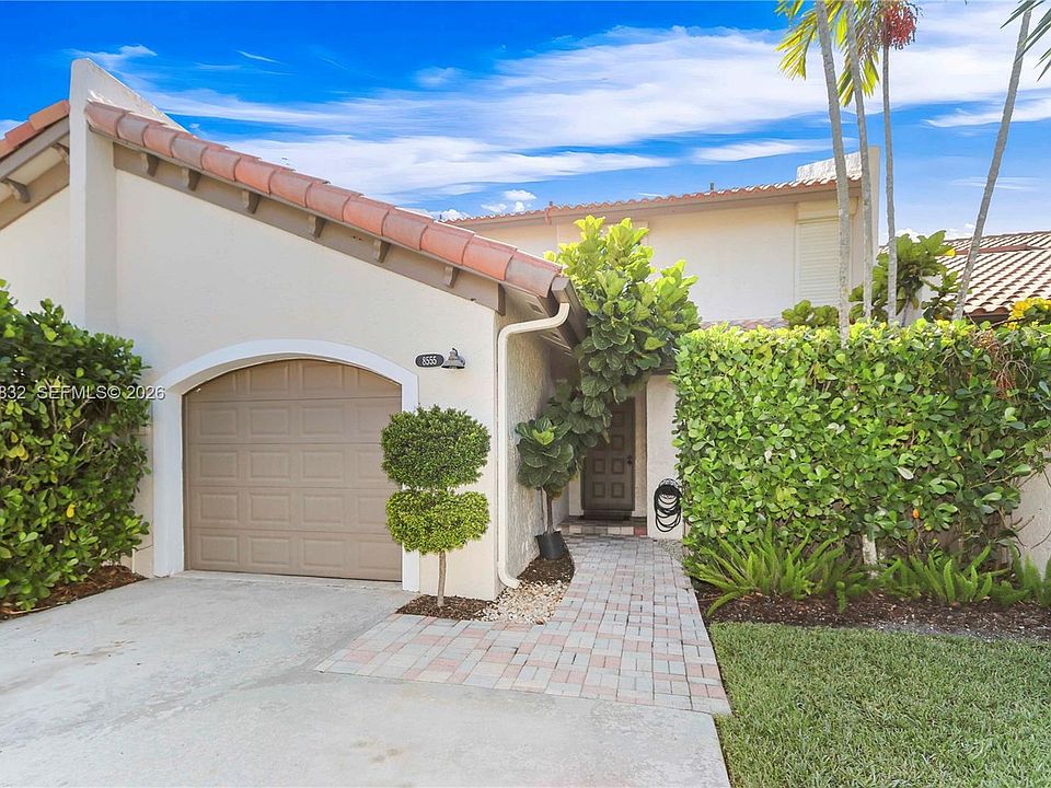1st image of 8555 SW 114th Ct