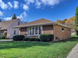 2935 S 79th St, West Allis, WI 53219
