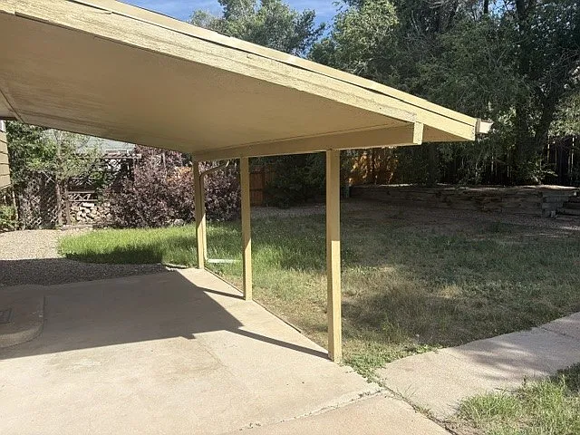 504 Cragmor Rd — Photo 15