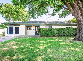 1137 Ashland Dr, Mesquite, TX 75149