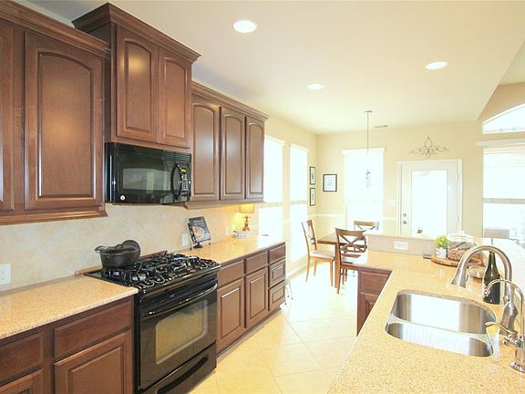 5th image of 26530 Fielder Brook Ln
