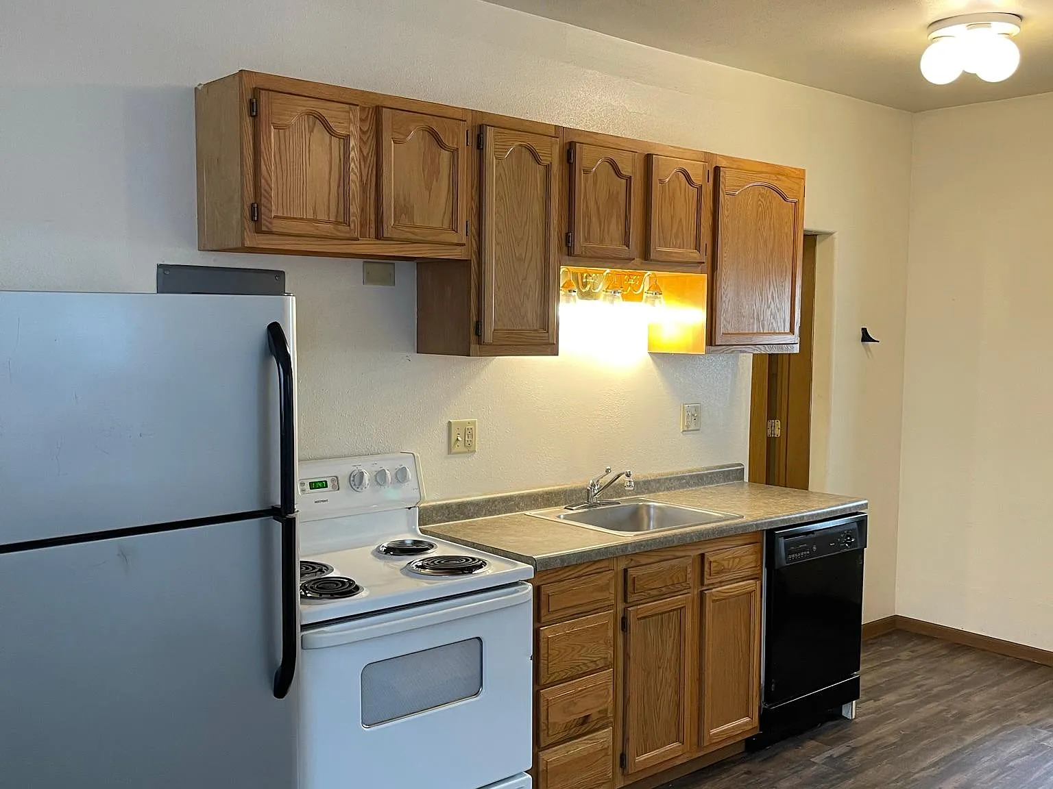 509 S Linn St — Photo 2