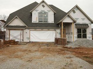 1600 Greenbrier Rd, Bentonville, AR 72712