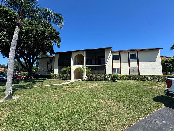 2nd image of 4955 Sable Pine Circle #A1