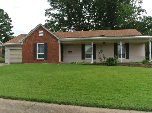 4917 Hallbrook Dr, Millington, TN 38053