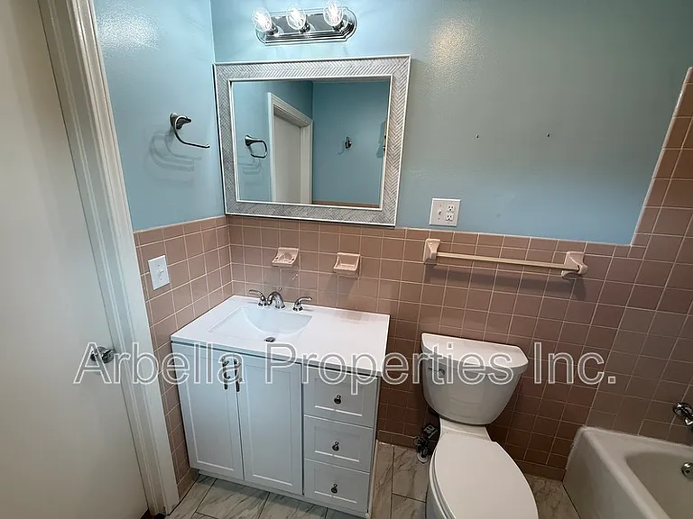 1713 Seward Dr — Photo 24