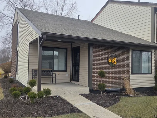 401 Pebble Beach Cir #401, University Park, IL 60484