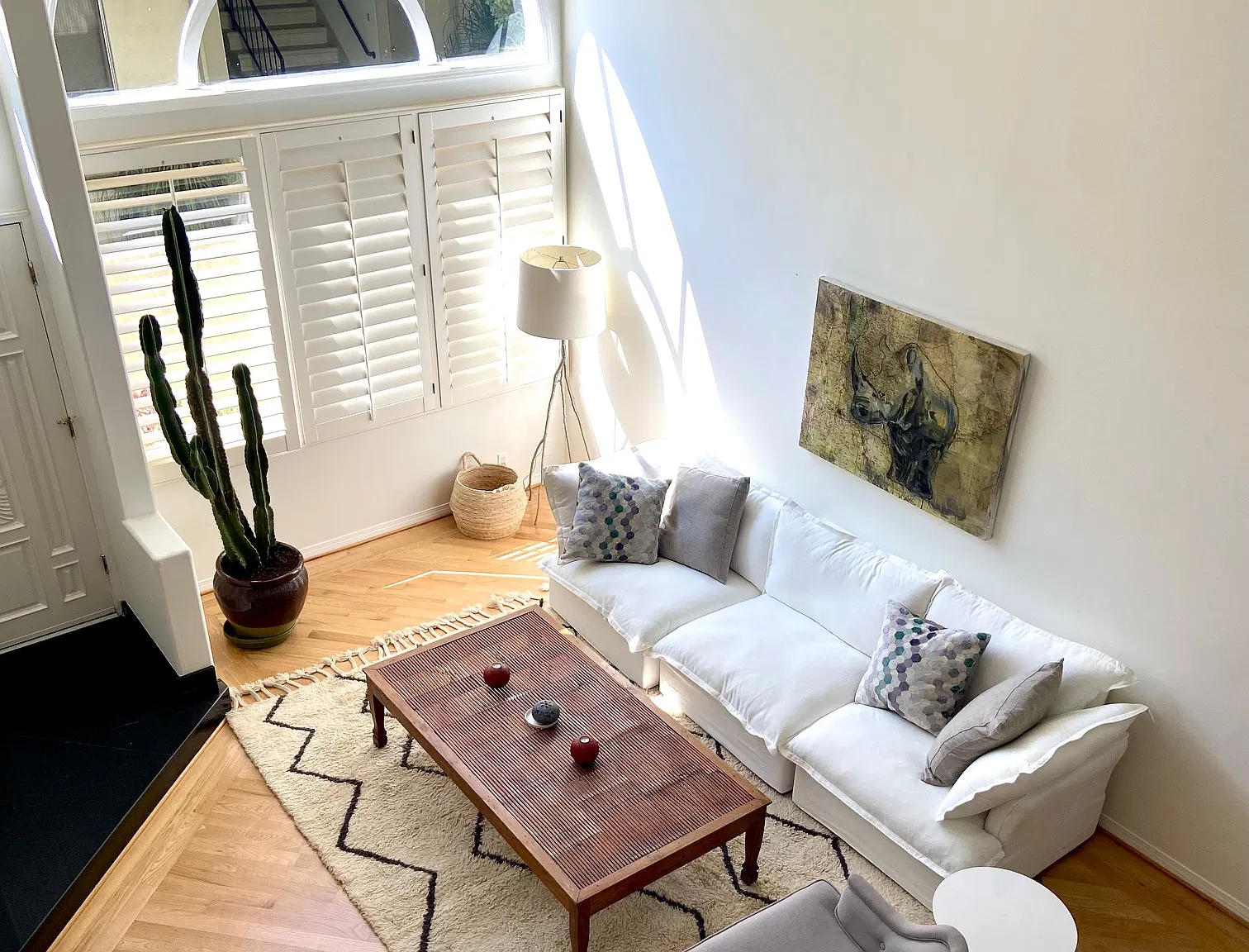 3 bed, 2.5 bath, 1875 sqft, $8,500 — Photo 1