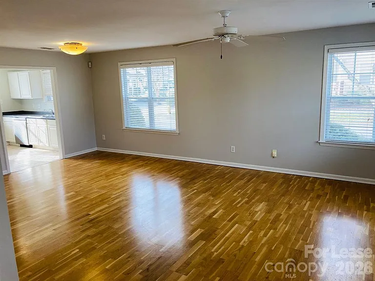 8004 Strandhill Rd — Photo 4