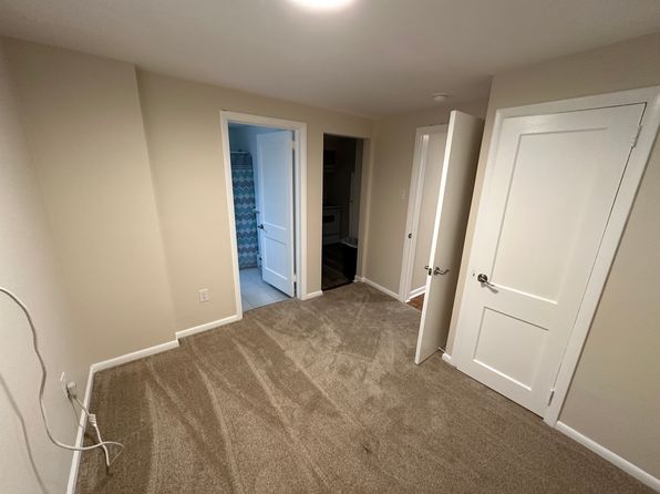25 1/2 River St, Morgantown, WV