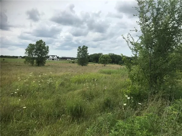23 Parkwood Ests, Holden, MO 64040
